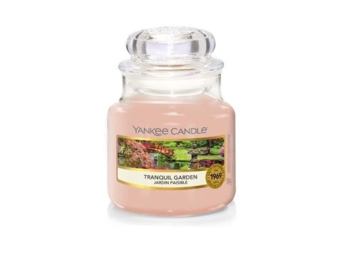 neuveden: YANKEE CANDLE Tranquil Garden svíčka 104g