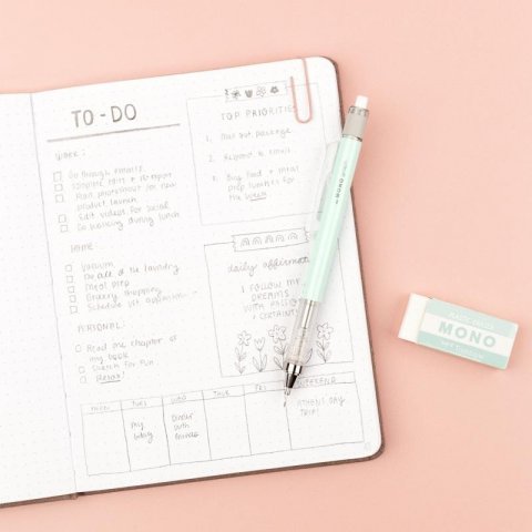 neuveden: Mikrotužka Mono Graph Pastel s gumou  - mint green, 0,5mm, blistr