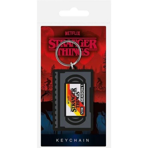 neuveden: Stranger Things Klíčenka gumová - VHS neuveden: Stranger Things Klíčenka gumová - VHS