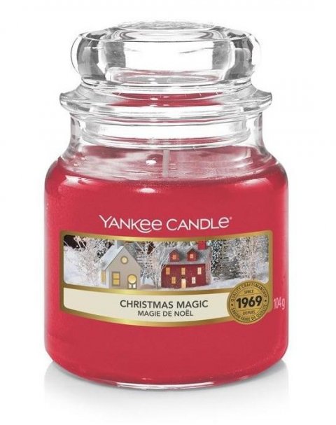 neuveden: YANKEE CANDLE Christmas Magic svíčka 104g