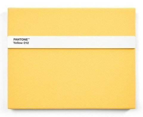 neuveden: Pantone Zápisník s tužkou a pravítkem, linkovaný - Yellow 012