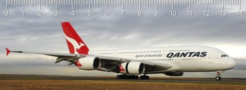 neuveden: Pravítko 3D A380 Qantas deep
