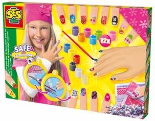 neuveden: SES Ozdobte své nehty