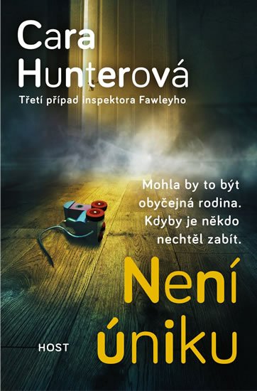 Hunterová Cara: Není úniku Hunterová Cara: Není úniku