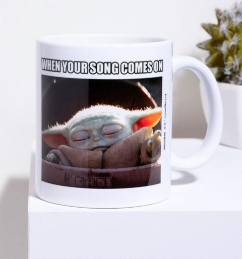 neuveden: Hrnek Mandalorian - When your song comes 315 ml