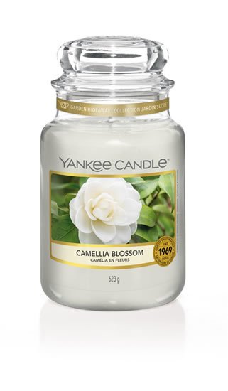 neuveden: YANKEE CANDLE Camellia Blossom svíčka 623g