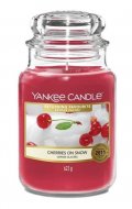 neuveden: YANKEE CANDLE Cherries on Snow svíčka 623g