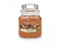neuveden: YANKEE CANDLE Cinnamon Stick svíčka 104g