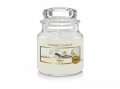 neuveden: YANKEE CANDLE Vanilla svíčka 104g