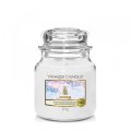 neuveden: YANKEE CANDLE Snow Globe Wonderland svíčka 411g