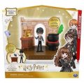 neuveden: Harry Potter Učebna míchání lektvarů s figurkou Harryho
