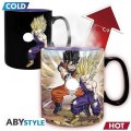 neuveden: Dragon Ball Měnící Keramický hrnek 460 ml - Gohan Cell