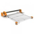 neuveden: Fiskars Řezačka papíru A4 rotační 30 cm